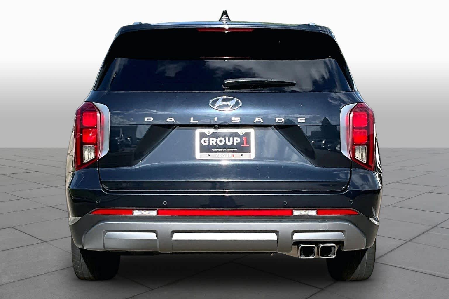 Used 2024 Moonlight Cloud Hyundai Limited image 5