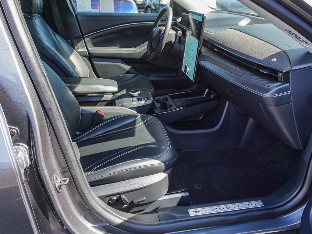 Used 2023 Gray Ford Premium image 13