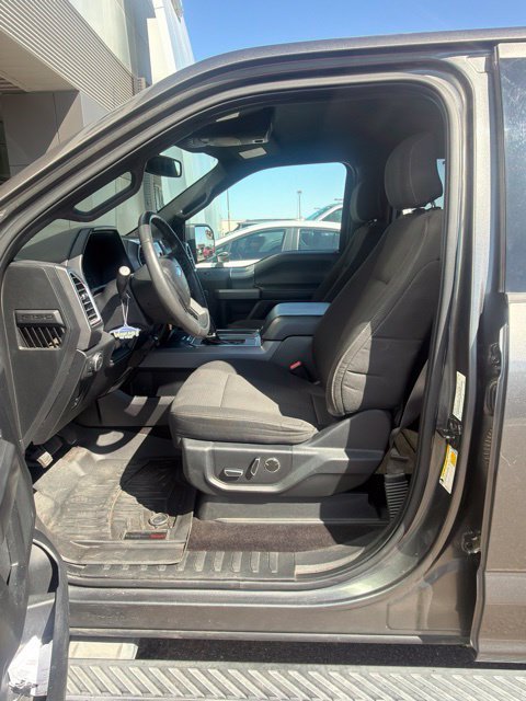 Used 2015 Magnetic Metallic Ford XLT image 10
