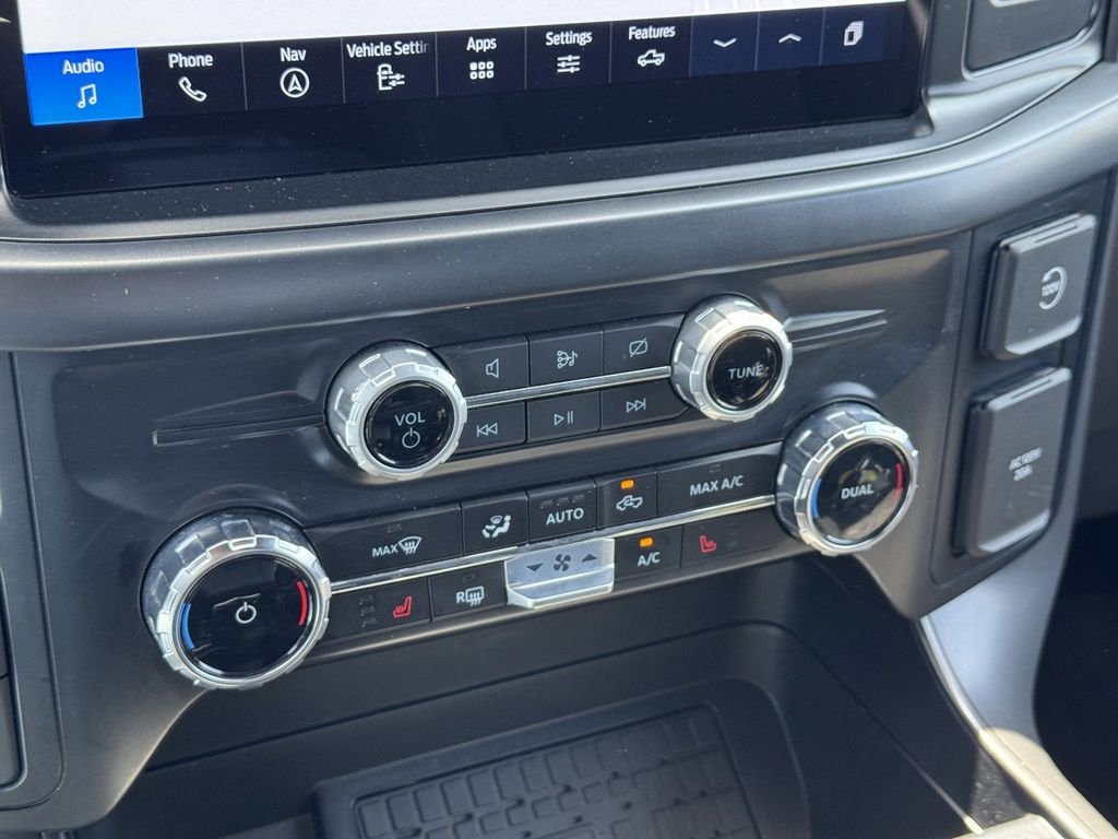 Used 2024 Red Metallic Ford XLT image 18
