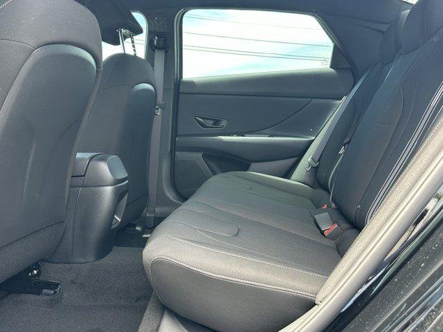 New 2026 Abyss Black Hyundai SEL Sport image 18