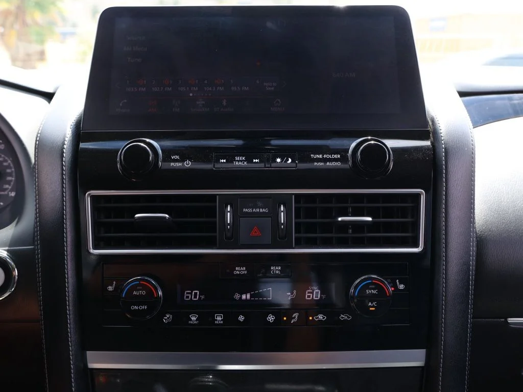 Used 2024 Gray INFINITI LUXE image 28