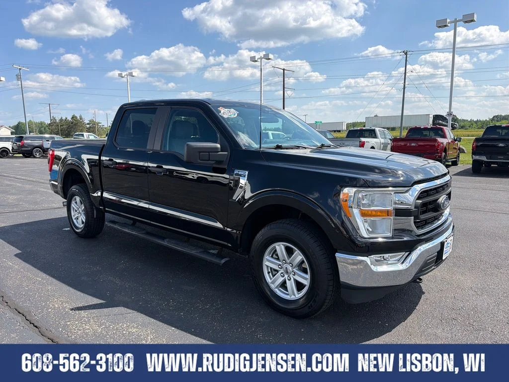 Used 2021 Black Ford XLT image 7