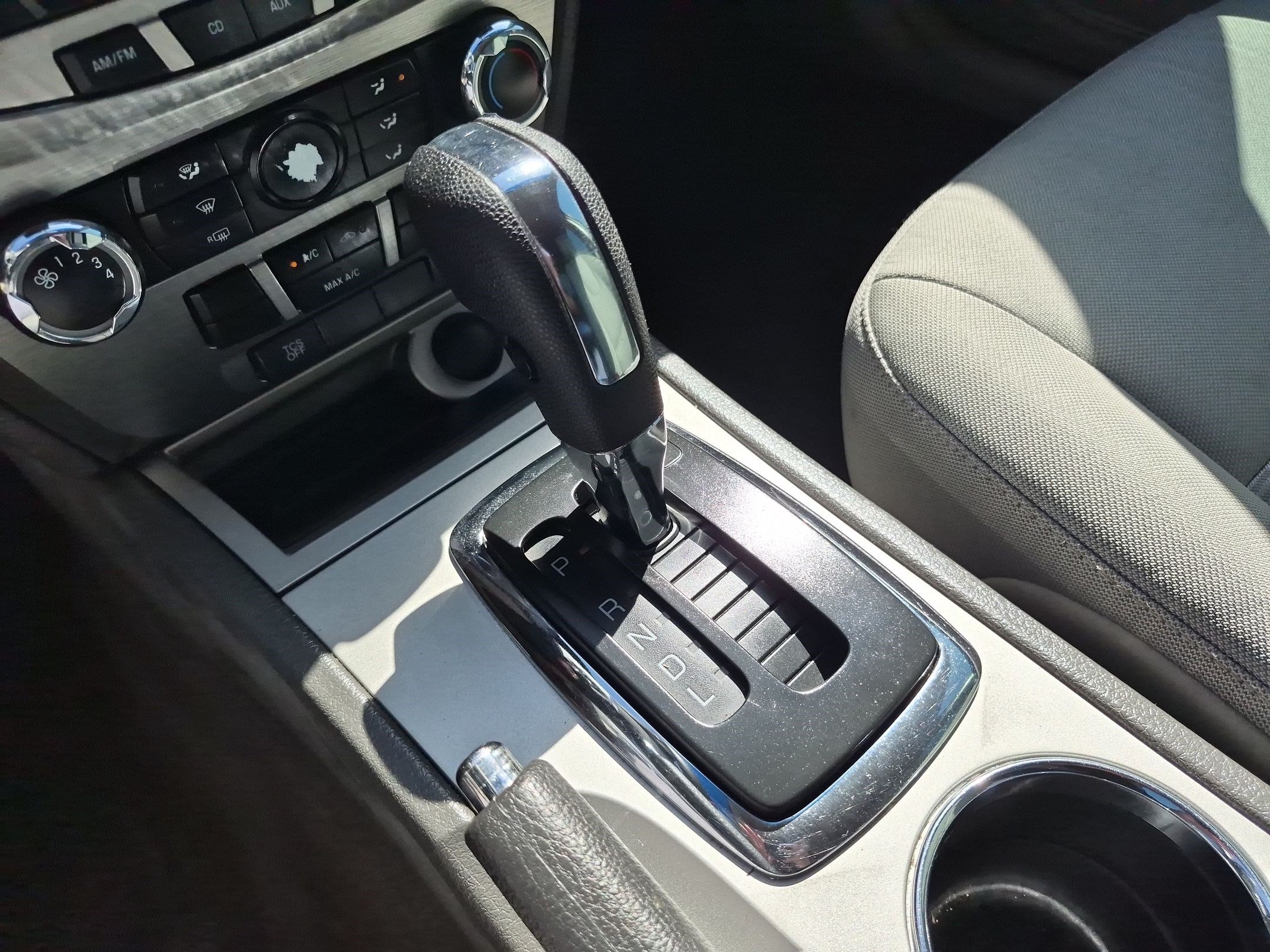 Used 2011 Sterling Gray Metallic Ford SE image 22
