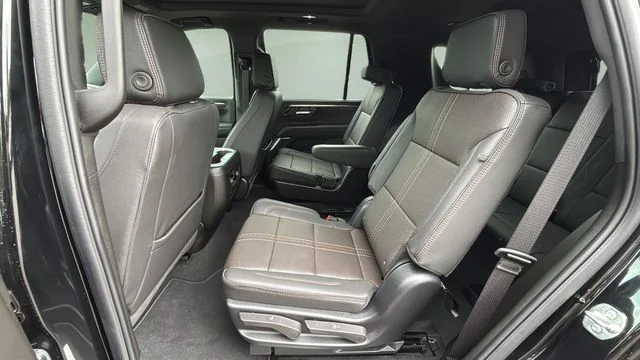 Used 2025 Black Chevrolet High Country image 20