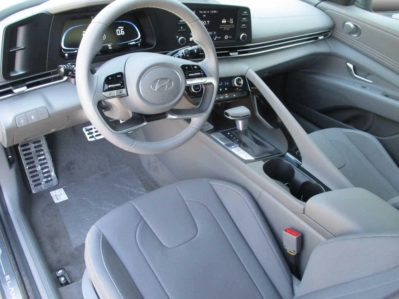 New 2026 Gray Hyundai SEL Sport image 9