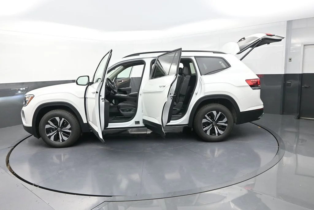 2026 Volkswagen Atlas SE - Photo 32