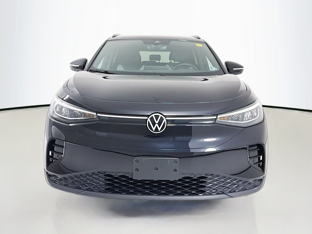Used 2023 Deep Black Pearl Volkswagen Standard RWD image 2