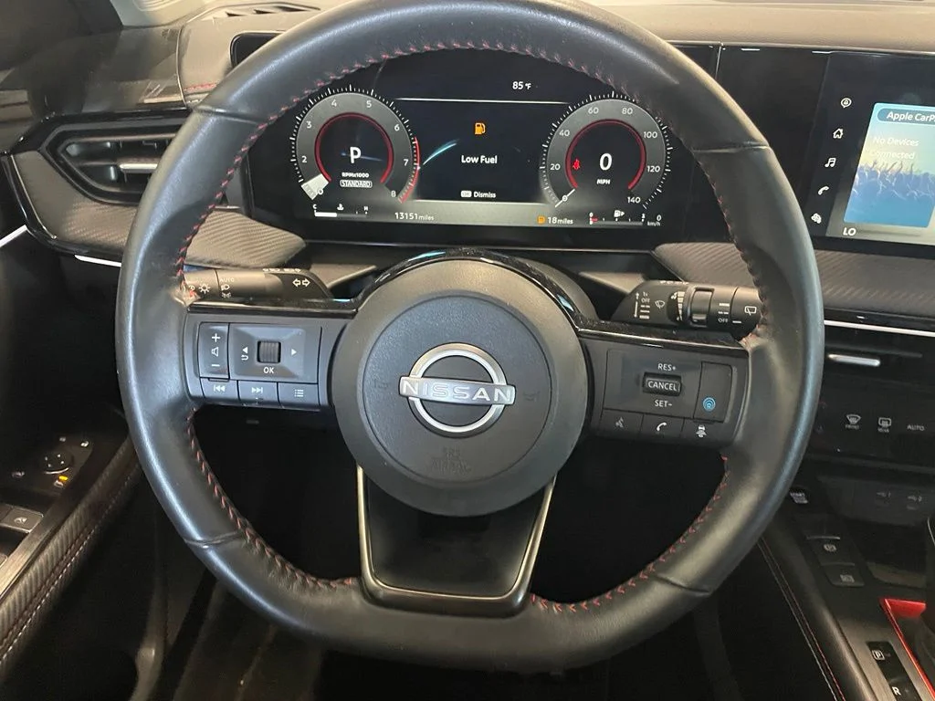 Used 2025 Red Nissan SR image 13