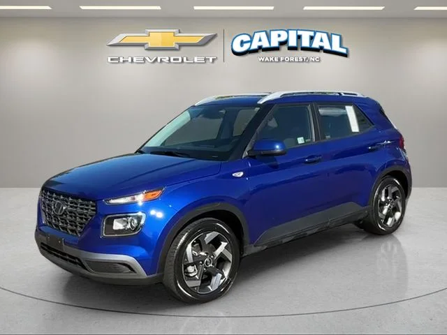 Used 2025 Blue Hyundai SEL image 1