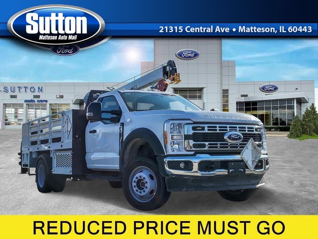 New 2023 White Ford XLT image 1