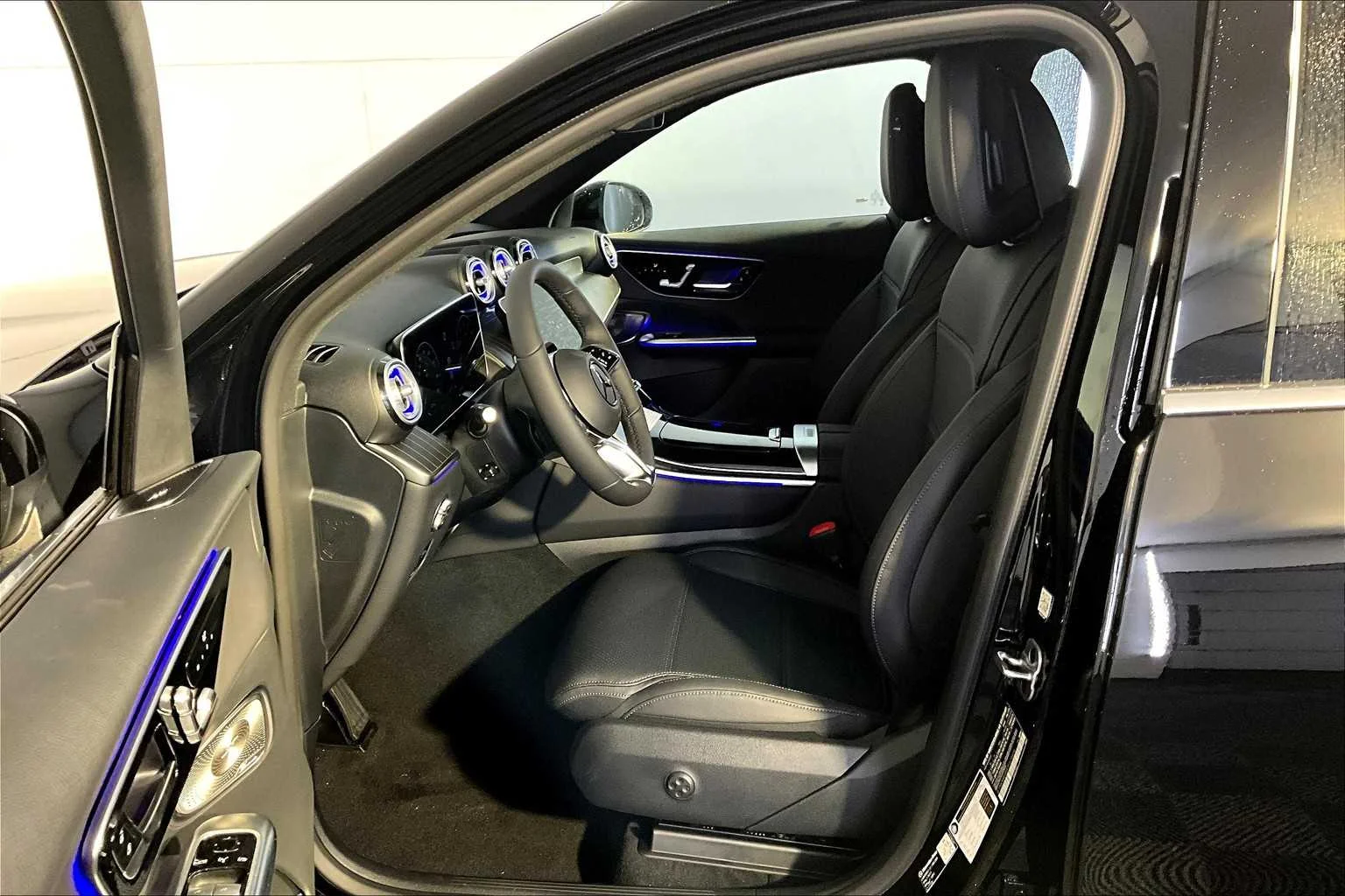 Certified Used 2026 Black Mercedes-Benz GLC 300 image 13