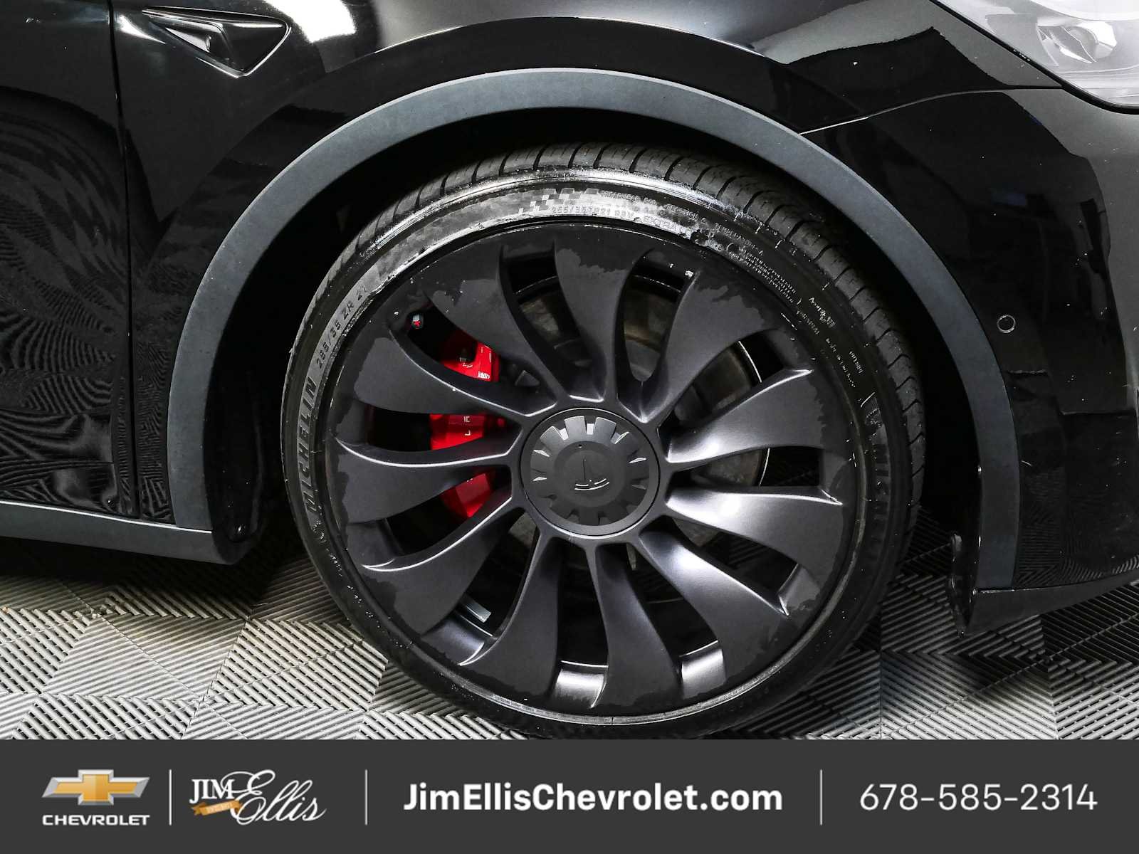 Used 2022 Black Tesla Performance Dual Motor All-Wheel Drive image 36