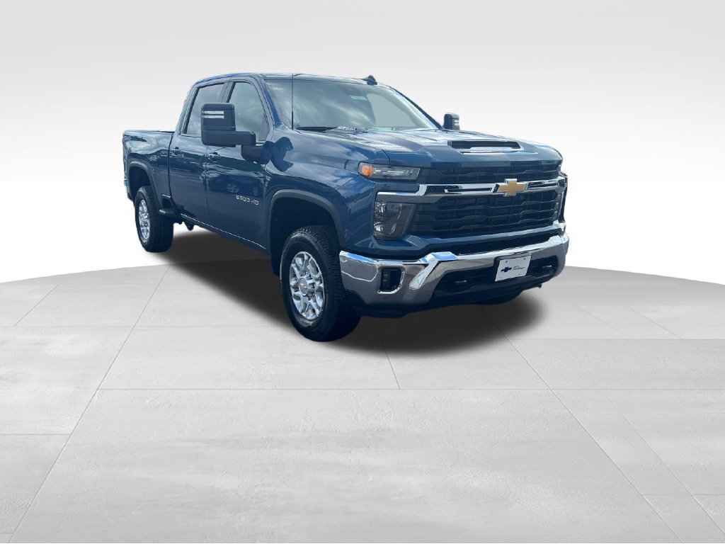 New 2026 Lakeshore Blue Metallic Chevrolet LT image 7