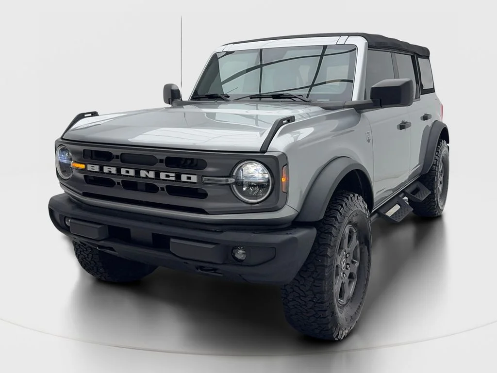 Used 2023 Silver Ford Big Bend image 4