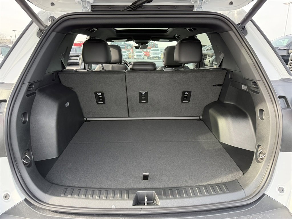 2026 GMC TERRAIN - Image 34