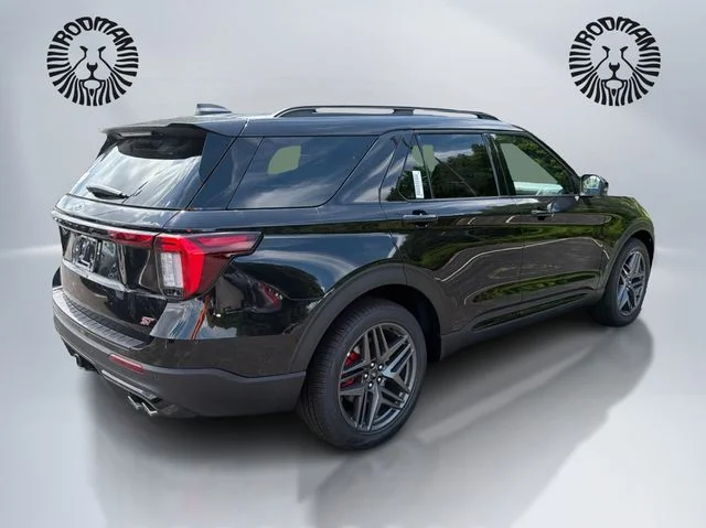 New 2026 Agate Black Metallic Ford ST image 6