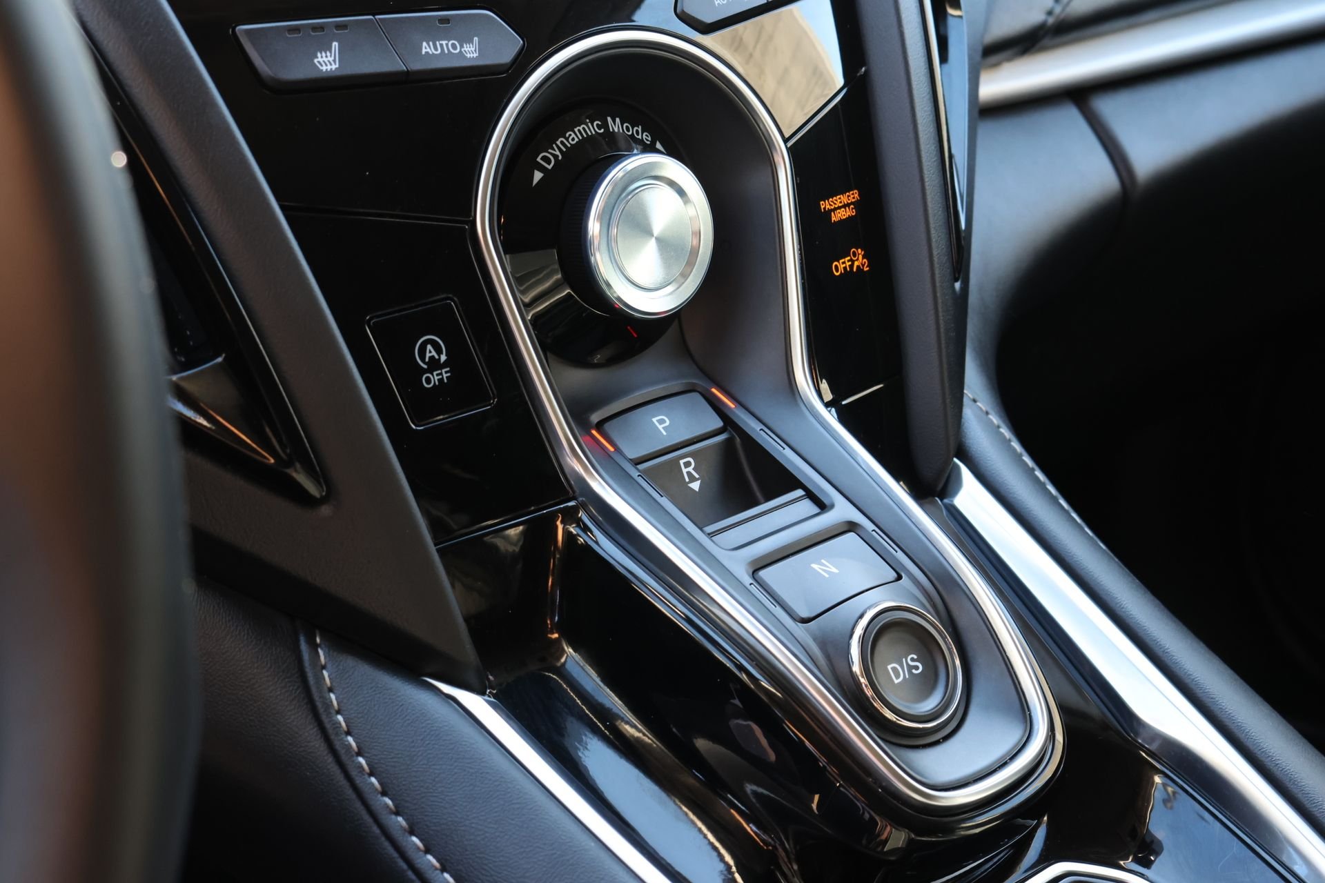 2025 Acura RDX Technology Package - Photo 14