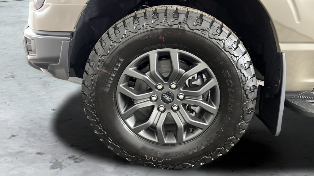New 2026 Marsh Gray Ford Tremor® image 32