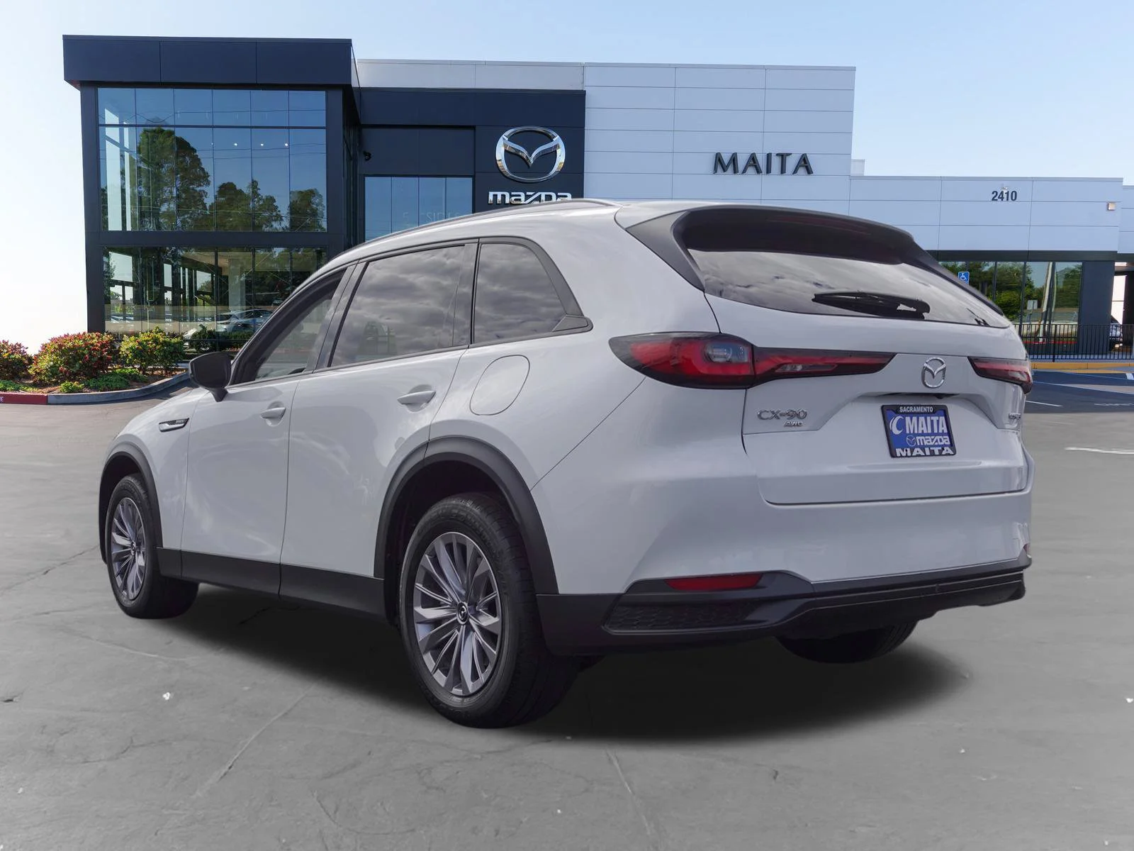 Certified Used 2024 Rhodium White Premium Mazda Preferred image 6