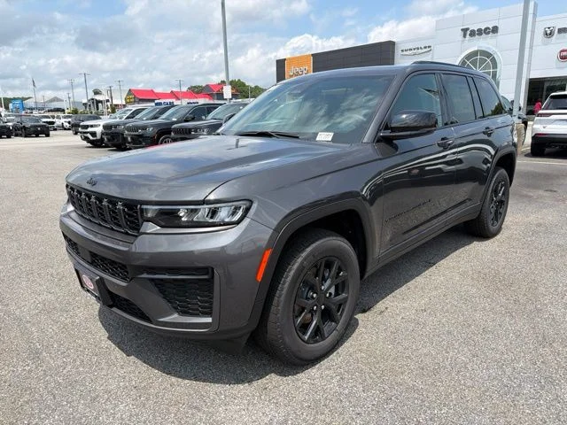 New 2026 Gray Jeep Altitude image 3