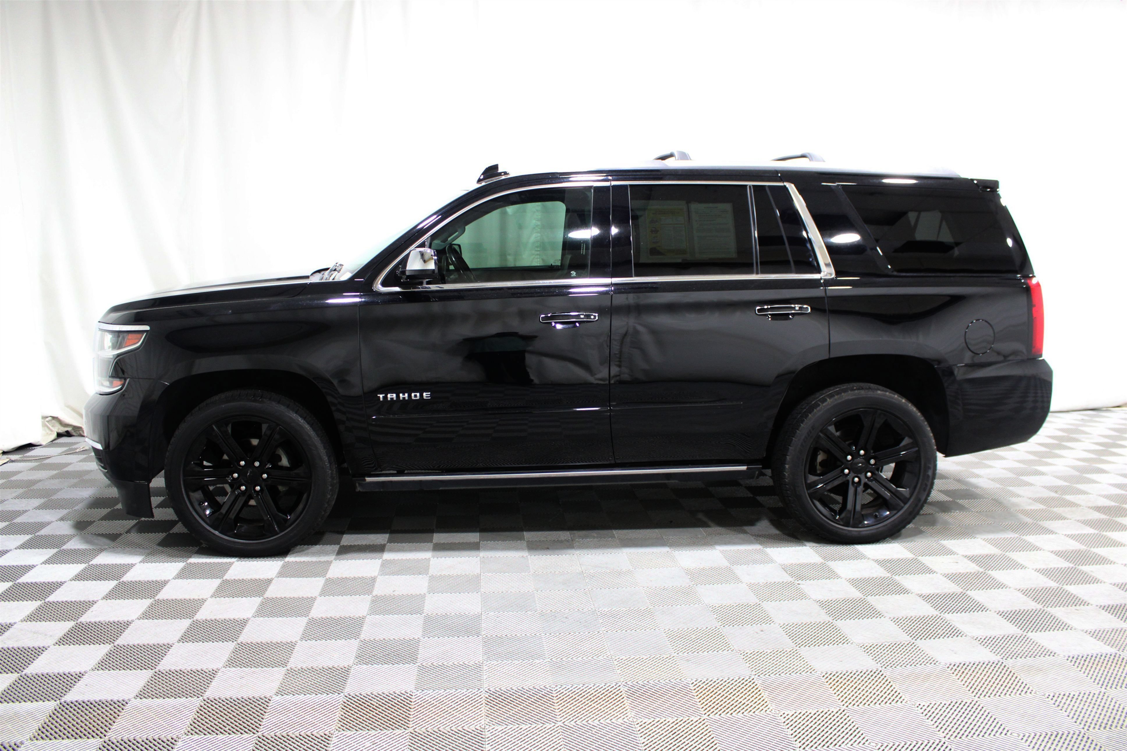 Used 2018 Black Chevrolet Premier image 39