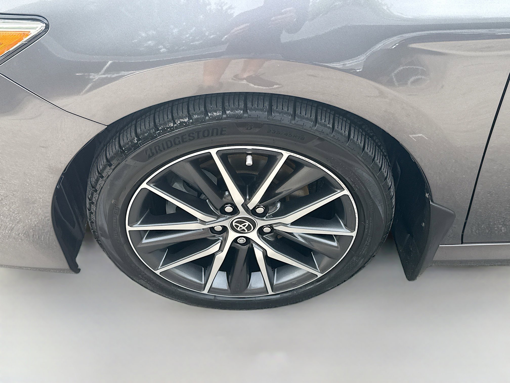 Used 2023 Predawn Gray Mica Toyota XLE image 33
