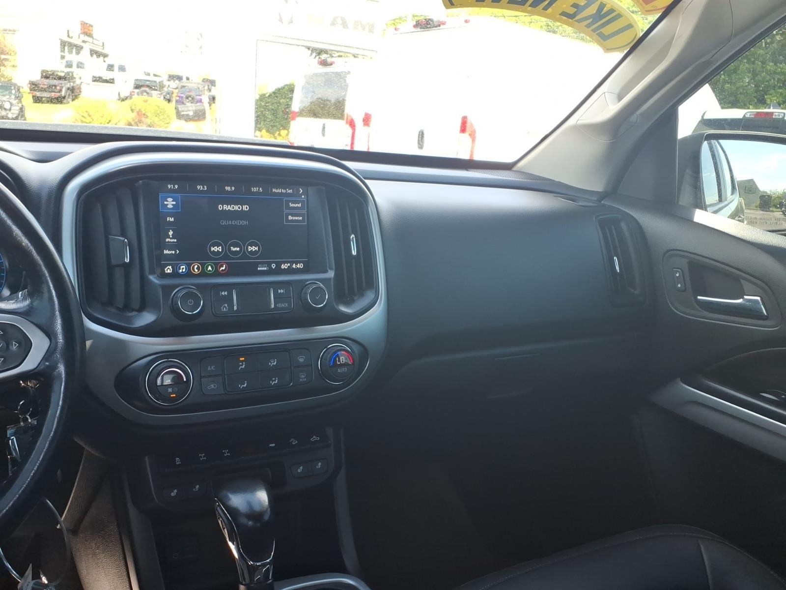 Used 2022 Beige Chevrolet ZR2 image 21