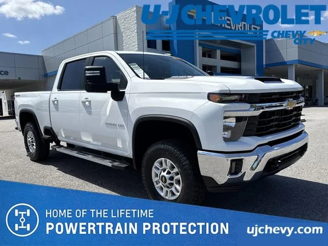 2025 Chevrolet Silverado HD LT 4WD Crew Cab Standard Box's photo