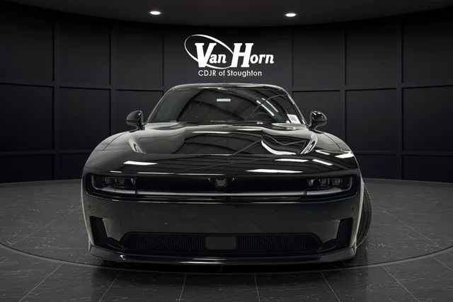 Used 2025 Diamond Black Dodge R/T Scat Pack image 2
