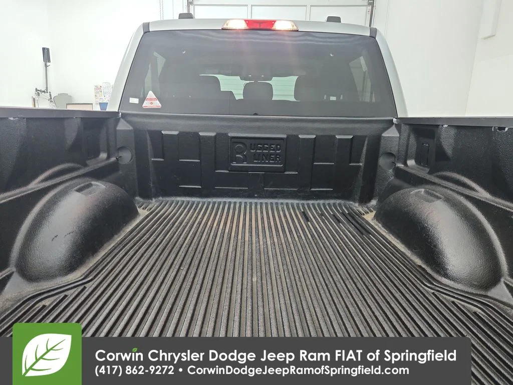 Used 2022 Silver Ford XLT image 31
