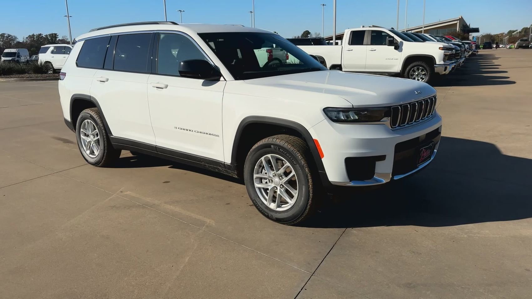 New 2025 Bright White Clearcoat Jeep Laredo image 3