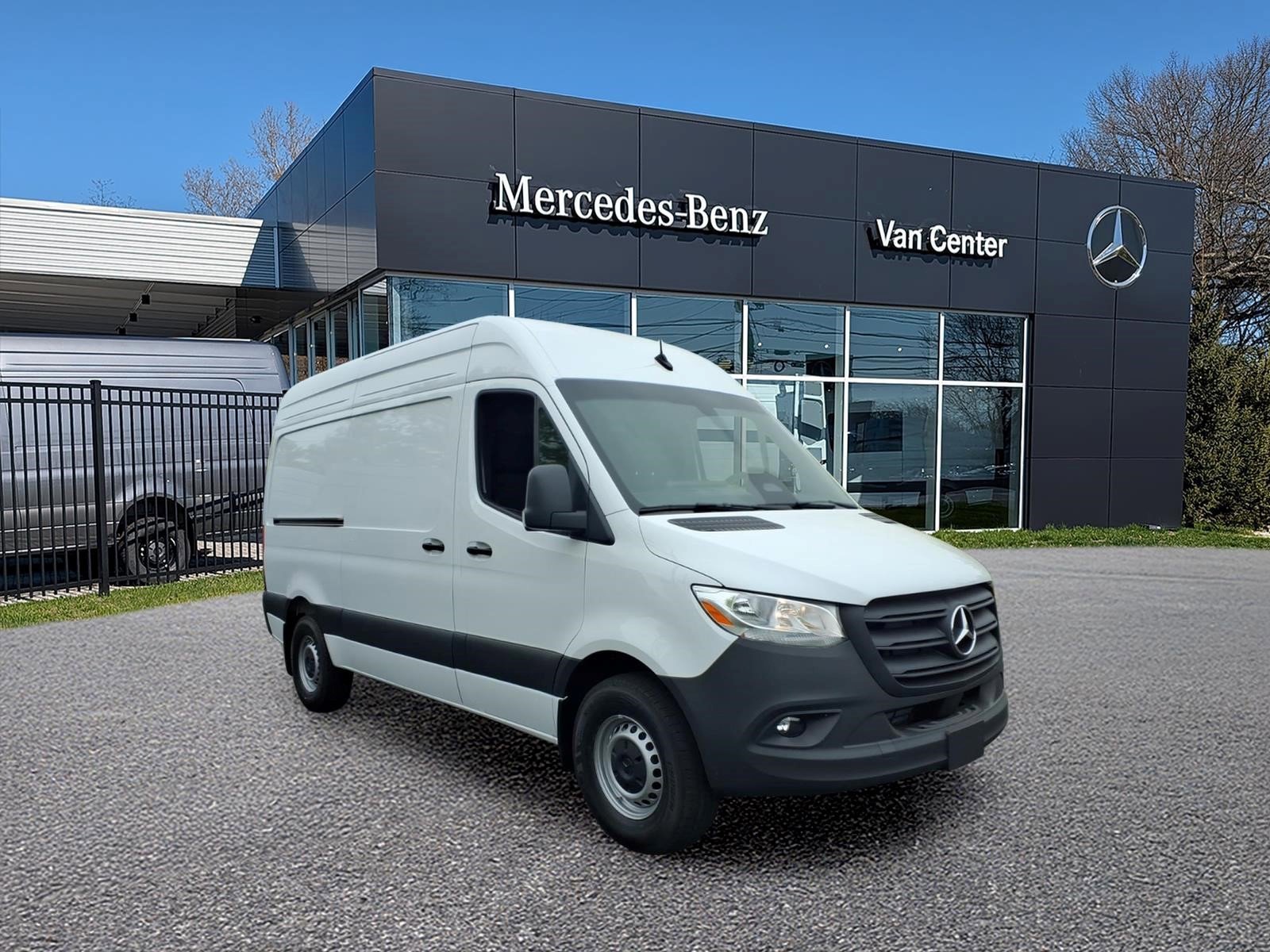 2026 Mercedes-Benz Sprinter 2500 144 WB's photo