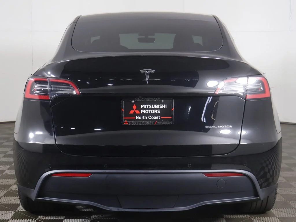 Used 2021 Black Tesla Long Range image 21