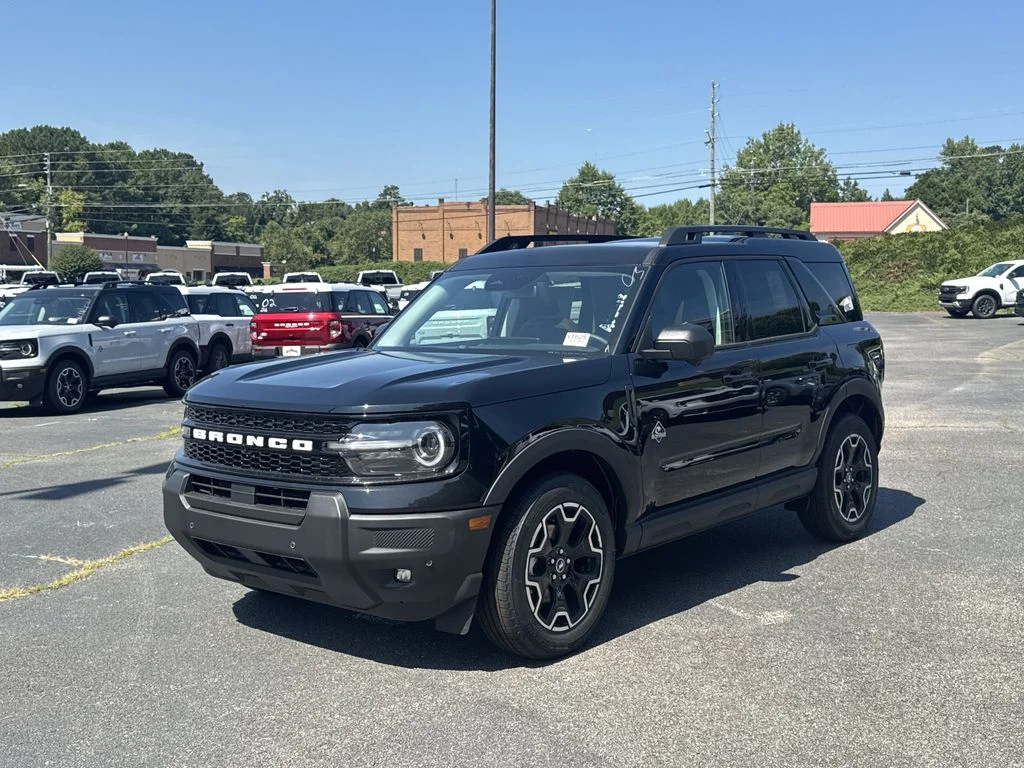 New 2026 Shadow Black Ford Outer Banks image 3