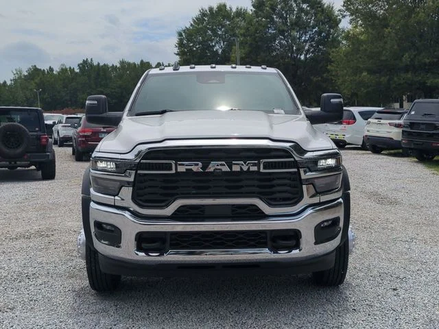 New 2026 Bright White Clearcoat RAM Tradesman image 8