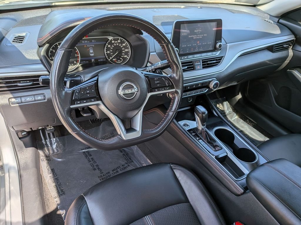Used 2024 Silver Nissan 2.5 SR image 16