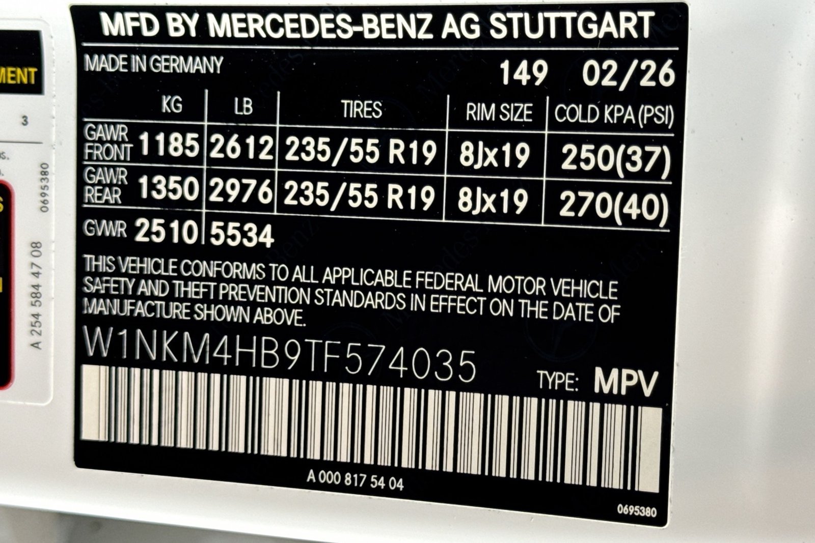 New 2026 Polar White Mercedes-Benz GLC 300 image 30