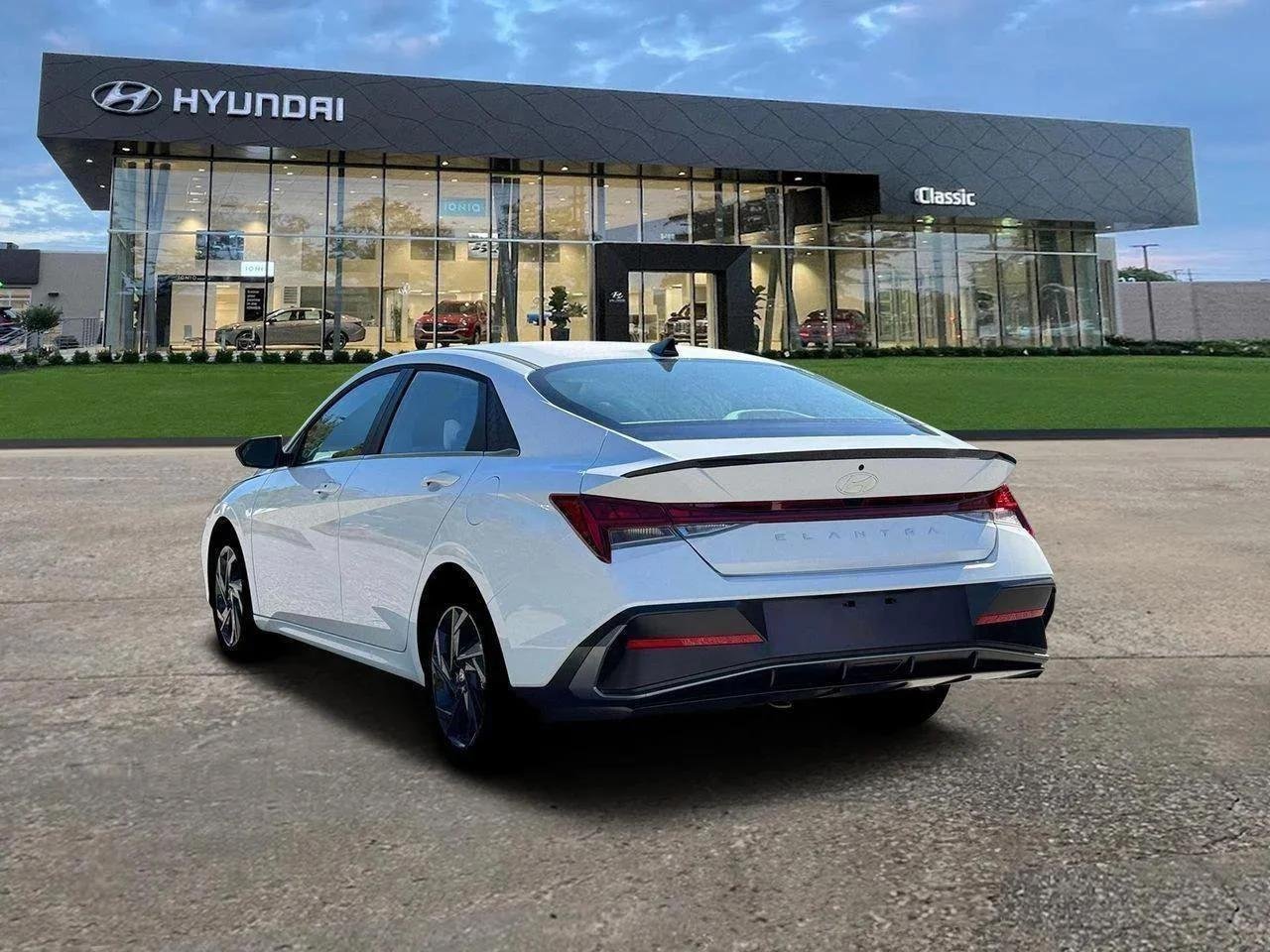 New 2026 Serenity White Pearl Hyundai SEL Sport Premium image 5
