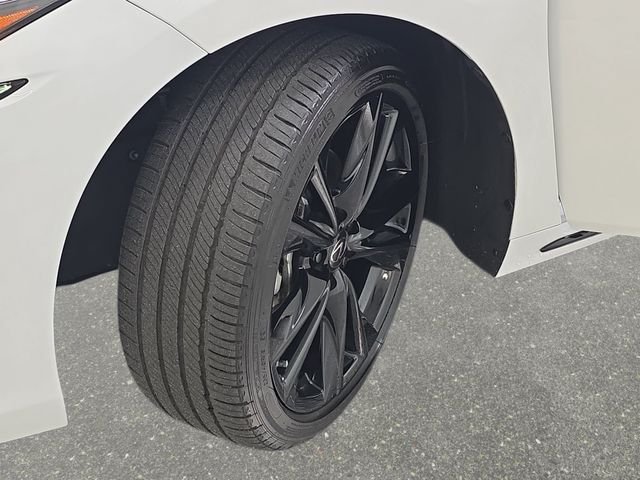 Used 2025 White Lexus 350 F Sport image 32