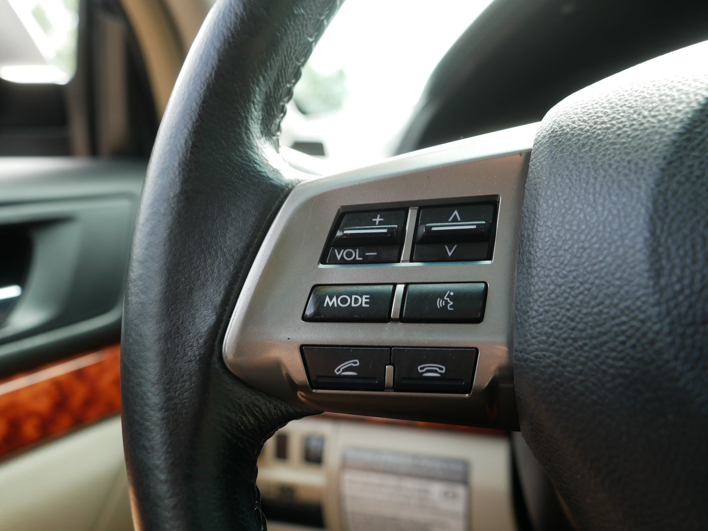 Used 2012 Deep Indigo Pearl Subaru 2.5i Limited image 28