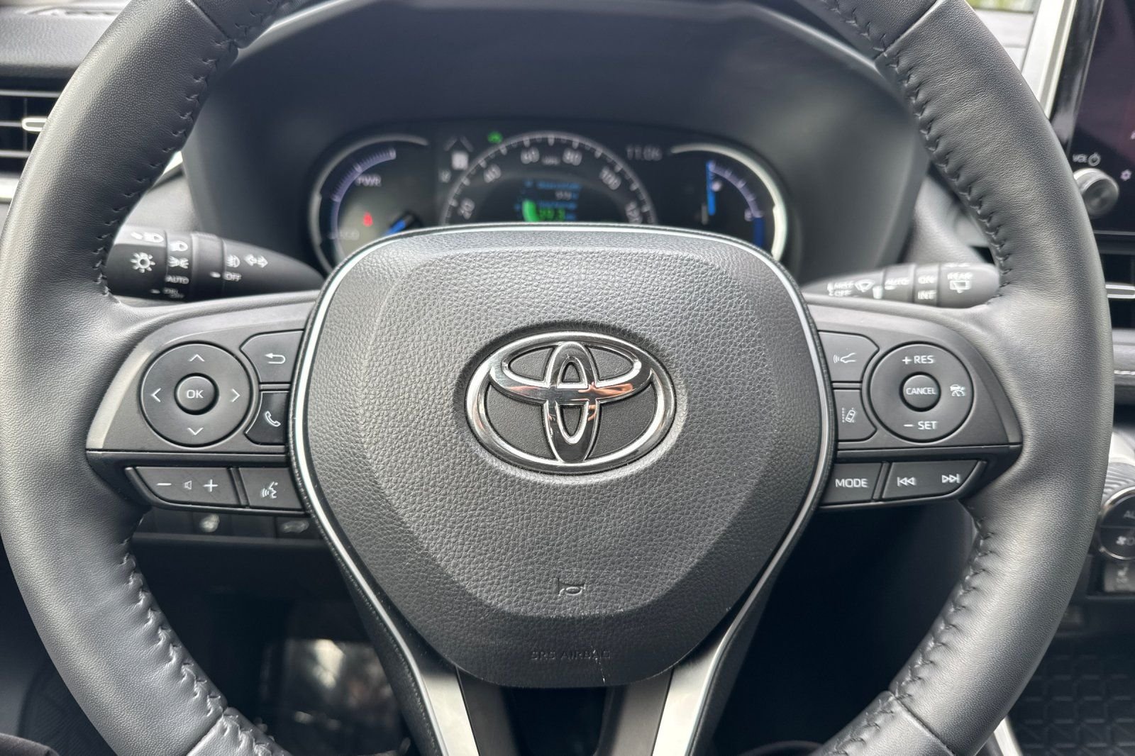 Certified Used 2025 Black Toyota XLE Premium image 30