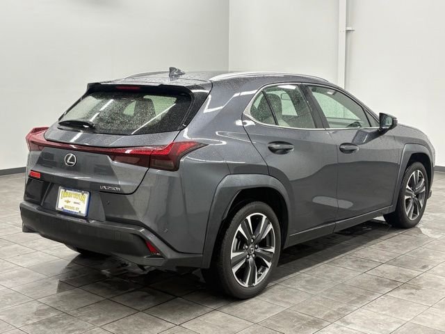 Used 2023 Gray Lexus 250h Base image 2