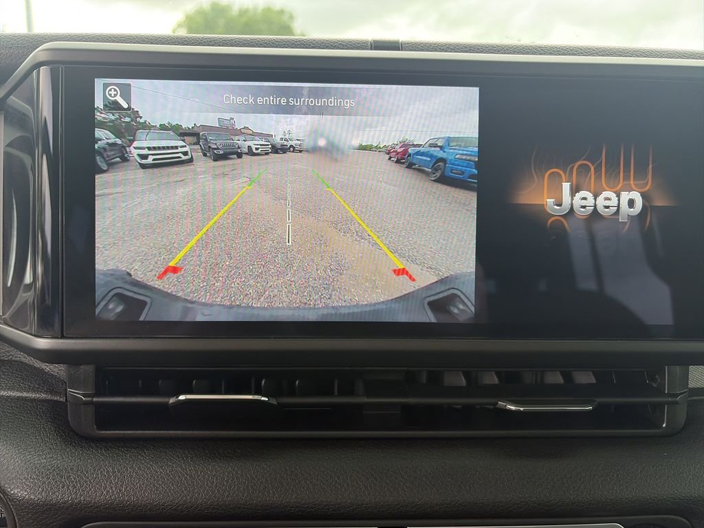 Used 2024 White Jeep Sport image 22