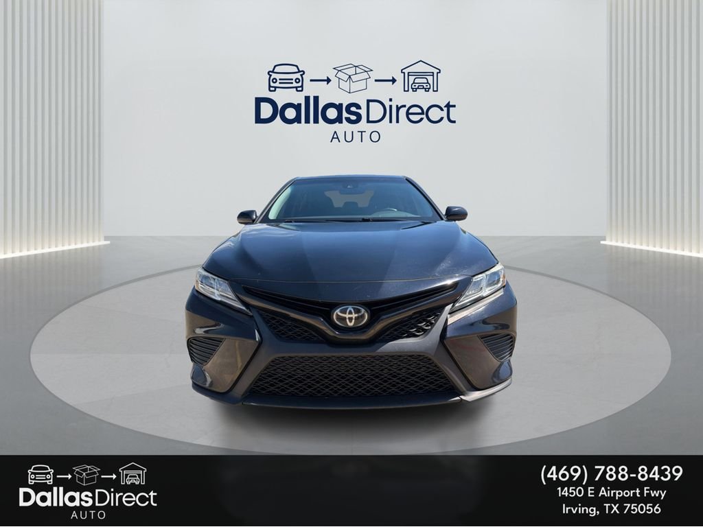 Used 2019 Midnight Black Metallic Toyota SE image 3