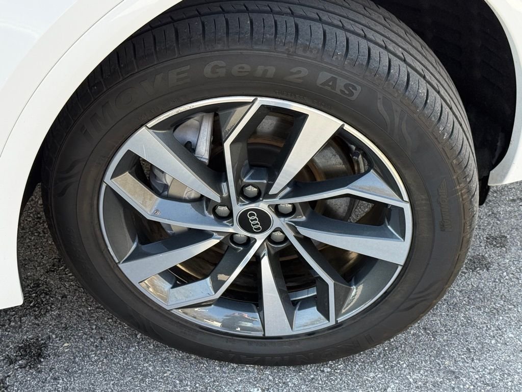 Used 2024 White Audi 45 S line Premium image 7