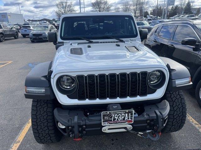 Used 2024 Jeep Gladiator Rubicon with VIN 1C6JJTBG0RL126424 for sale in Shakopee, Minnesota