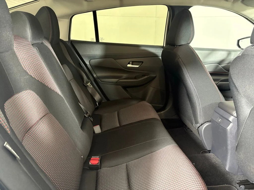 New 2026 Aspen White TriCoat / Super Black Two-tone Nissan SR image 18
