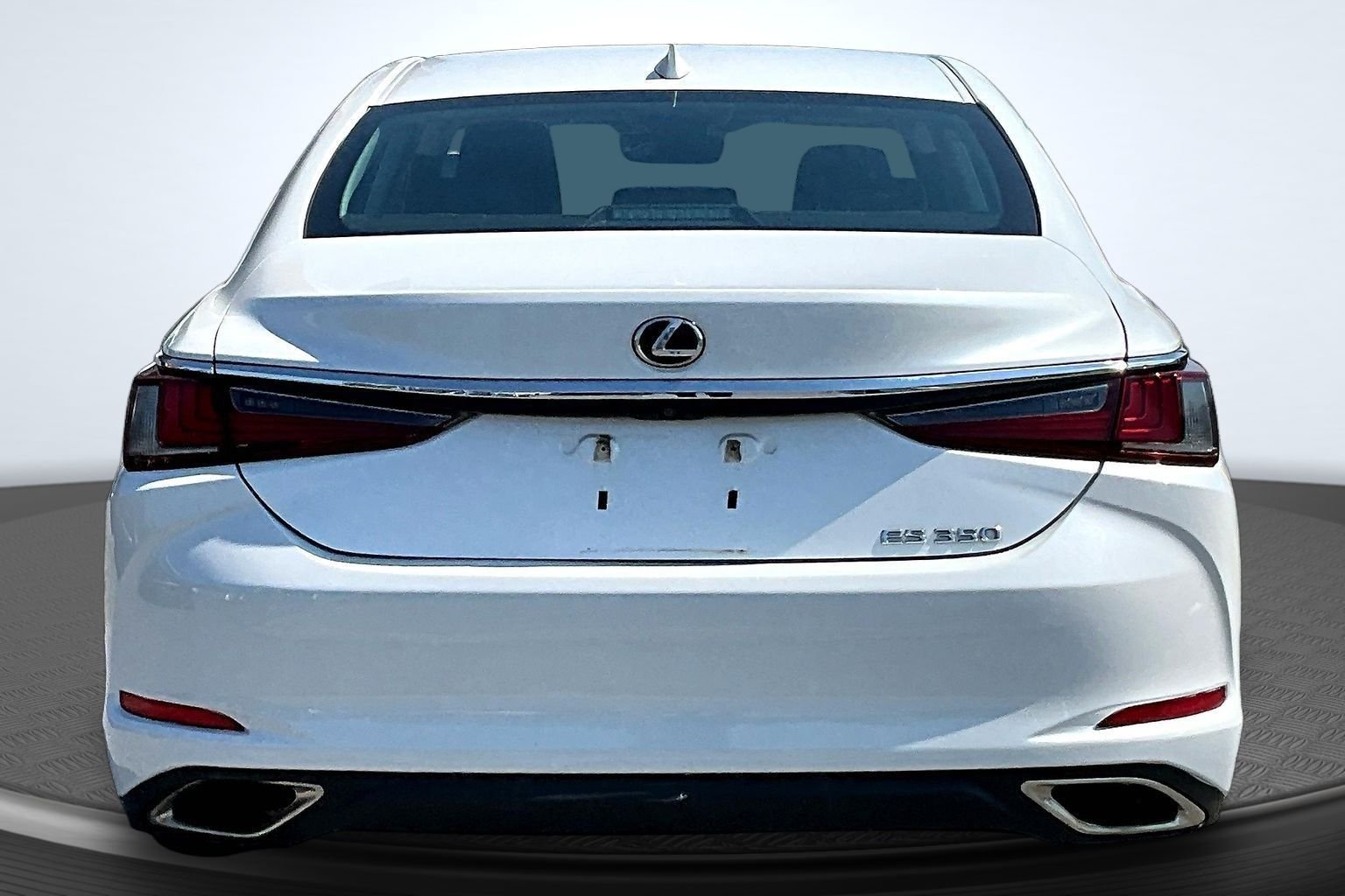 Used 2019 White Lexus 350 image 6