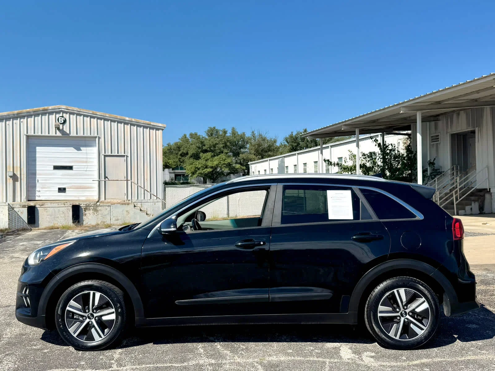 Used 2020 Kia Niro EX Premium with VIN KNDCE3LC1L5414871 for sale in Dallas, TX